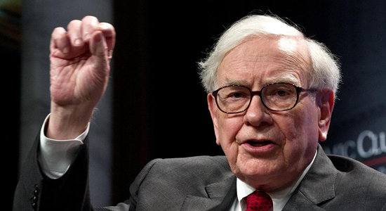 Buffett Bashes Bitcoin As Booming On Mystique, Favours Stocks
