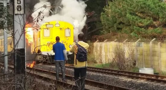South African Train Fire Kills One, Injures Four 
