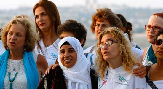 Israeli, Palestinian Women